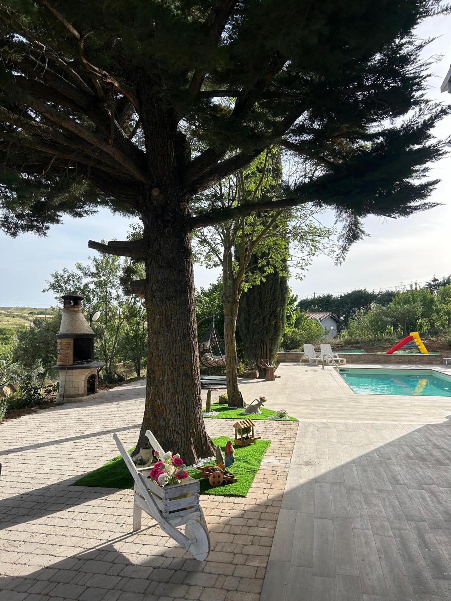 Casa Vacanze Villa Mariano กานจิ ภายนอก รูปภาพ